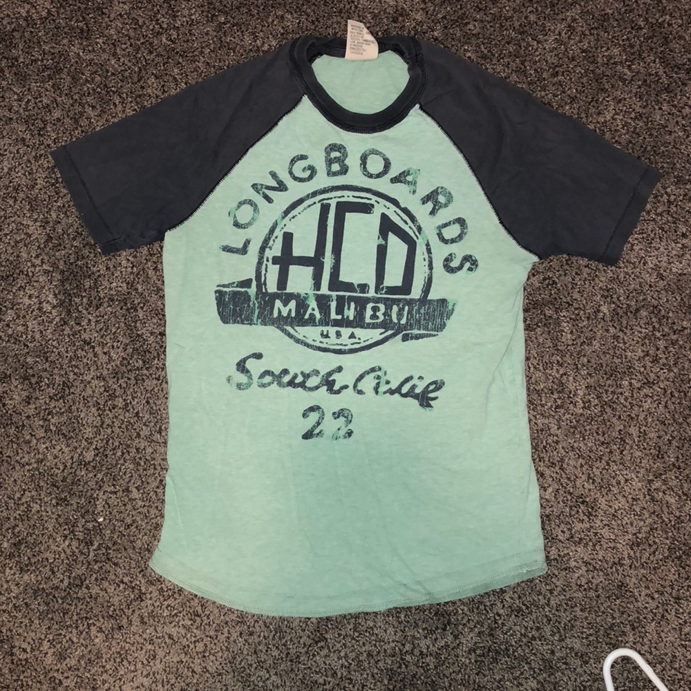 Hollister Tee